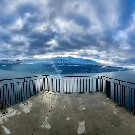 Terrazza Del Brivido, Paradiso Szálloda Pieve