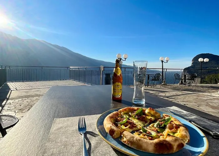 Terrazza Del Brivido, Paradiso