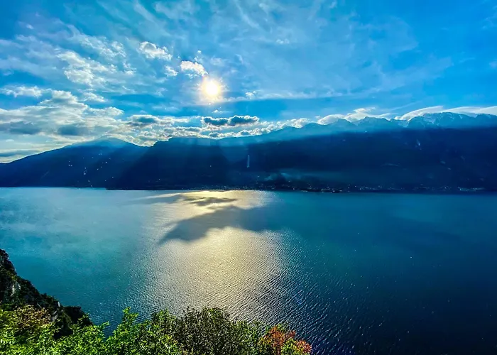 Terrazza Del Brivido, Paradiso Pieve (Lombardy)