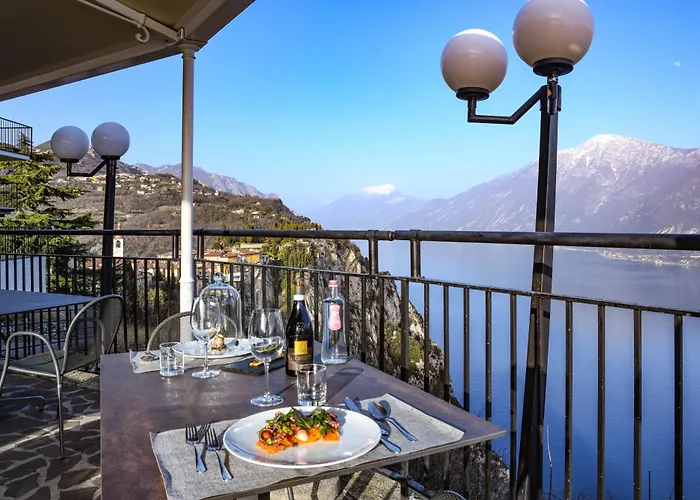 Hotel Terrazza Del Brivido, Paradiso